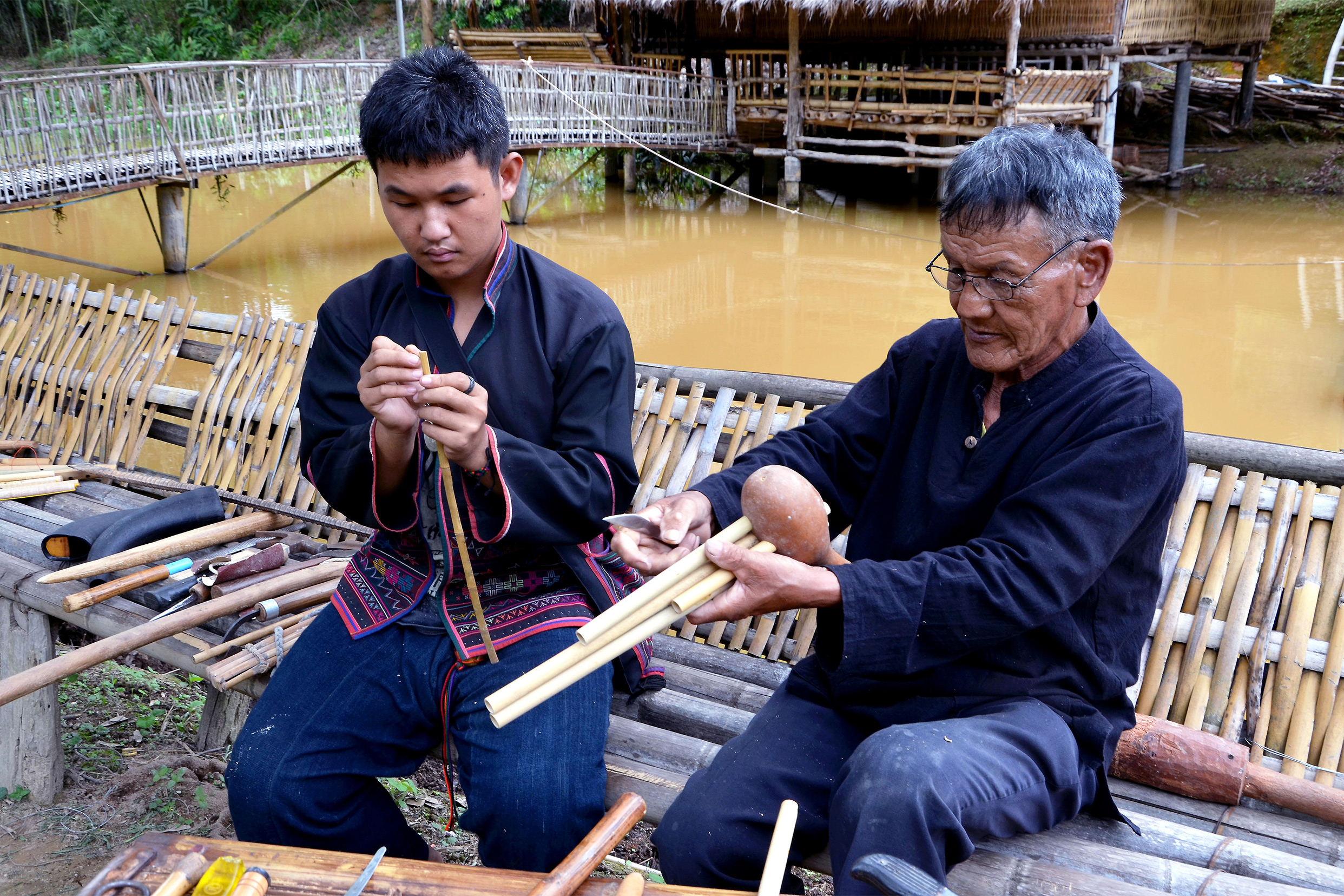 Akha instrument makers