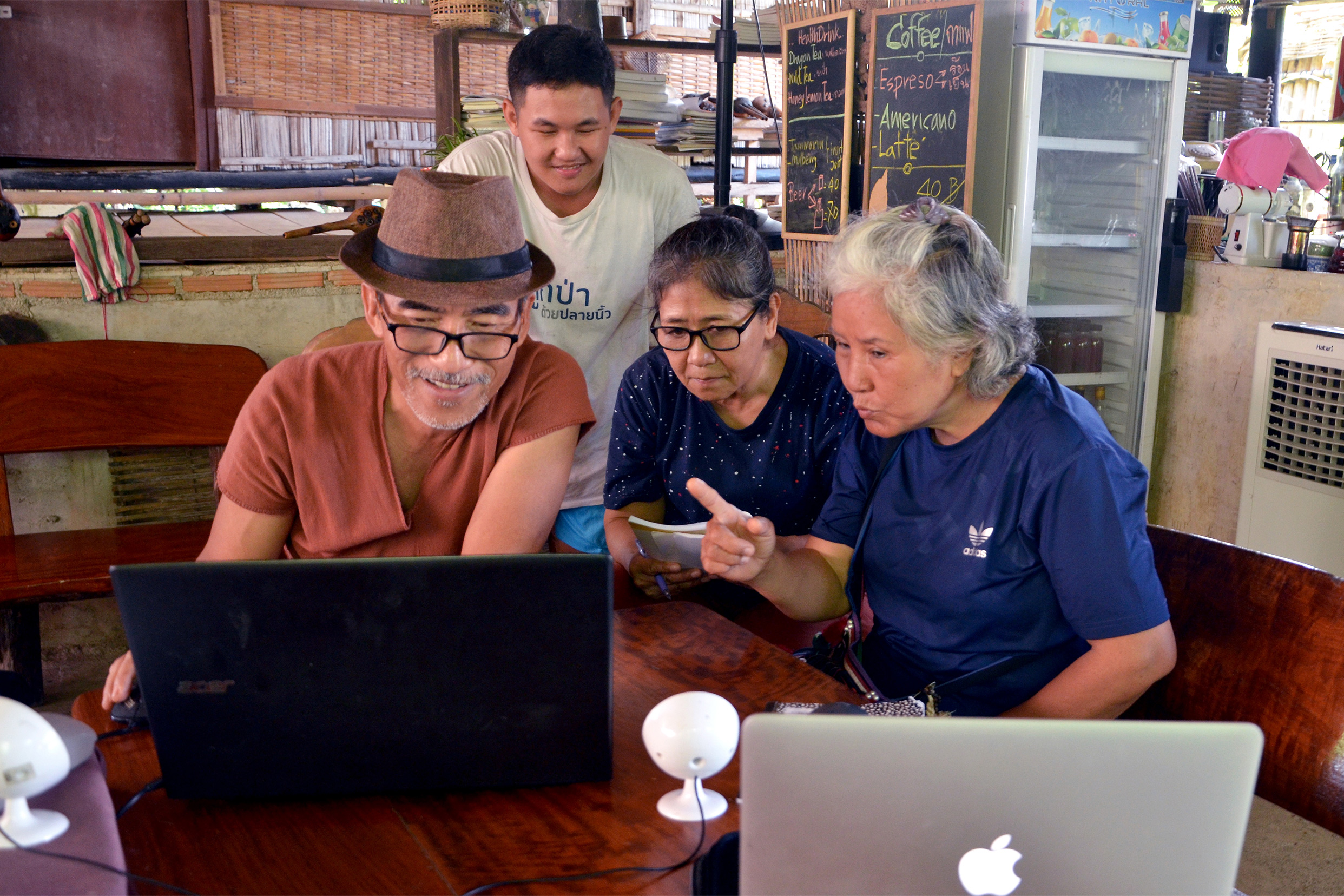 Akha transcribers